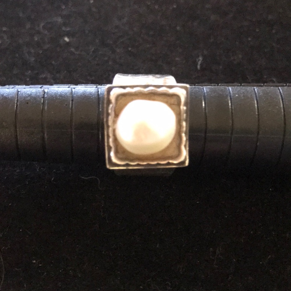 Retired Silpada Freshwater Pearl Ring